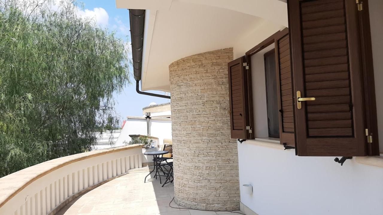 Casa Giulia Hotel Tiggiano ภายนอก รูปภาพ