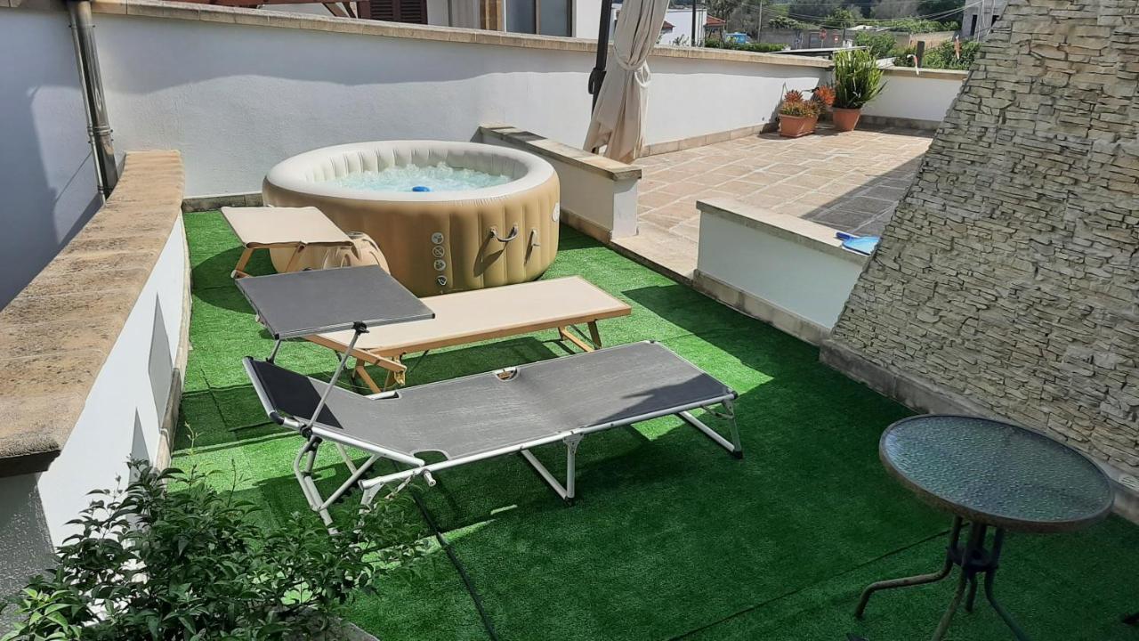 Casa Giulia Hotel Tiggiano ภายนอก รูปภาพ