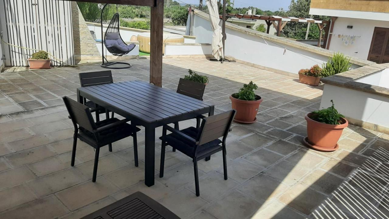 Casa Giulia Hotel Tiggiano ภายนอก รูปภาพ
